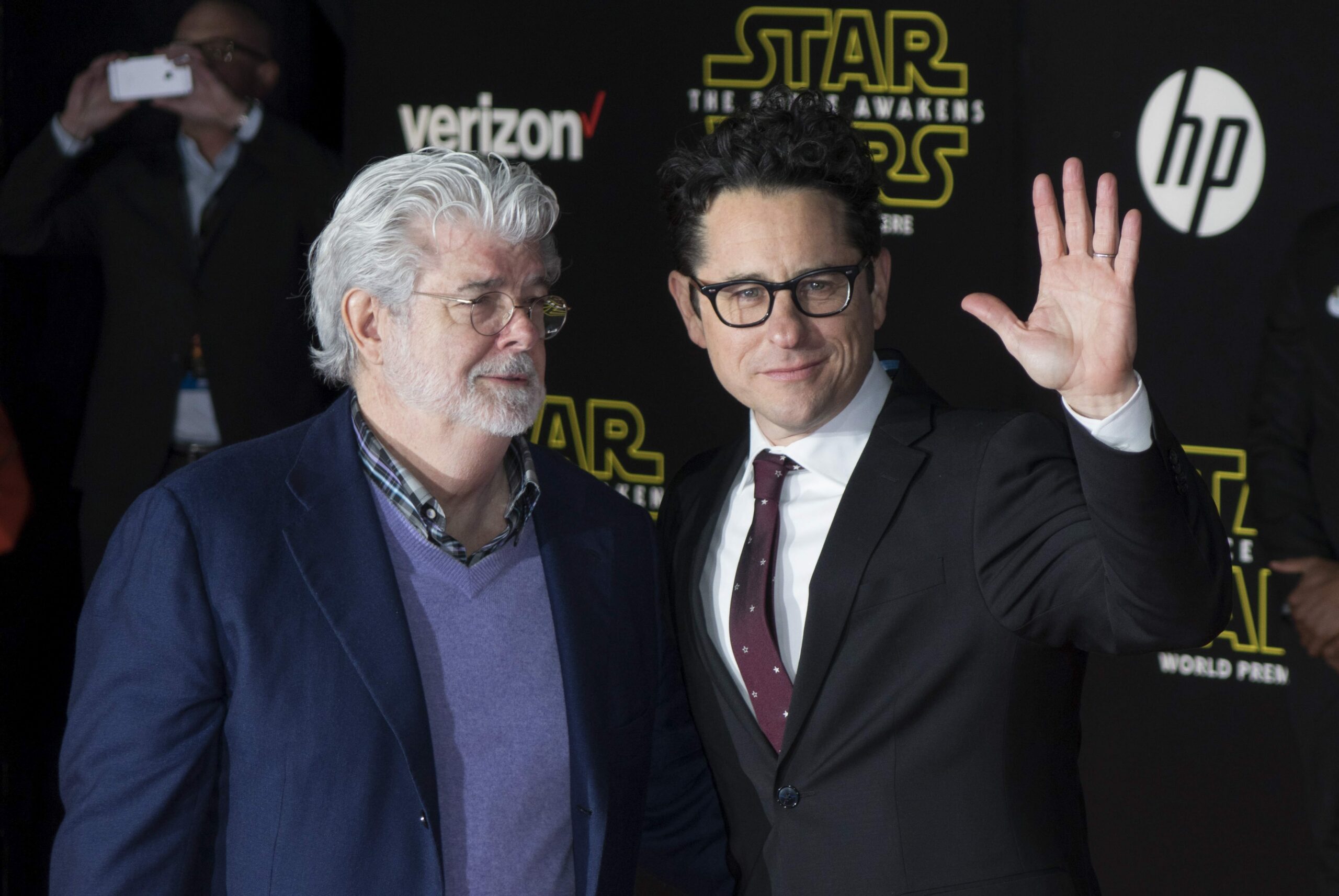 George Lucas respalda al director de Disney, Bob Iger, en el rumbo que da a la empresa