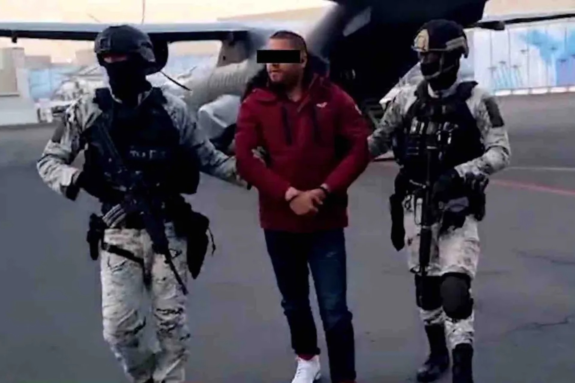 Detienen a Gilberto “N”, alias ‘El 50’, en Sonora Detienen a Gilberto “N”, alias ‘El 50’, en Sonora