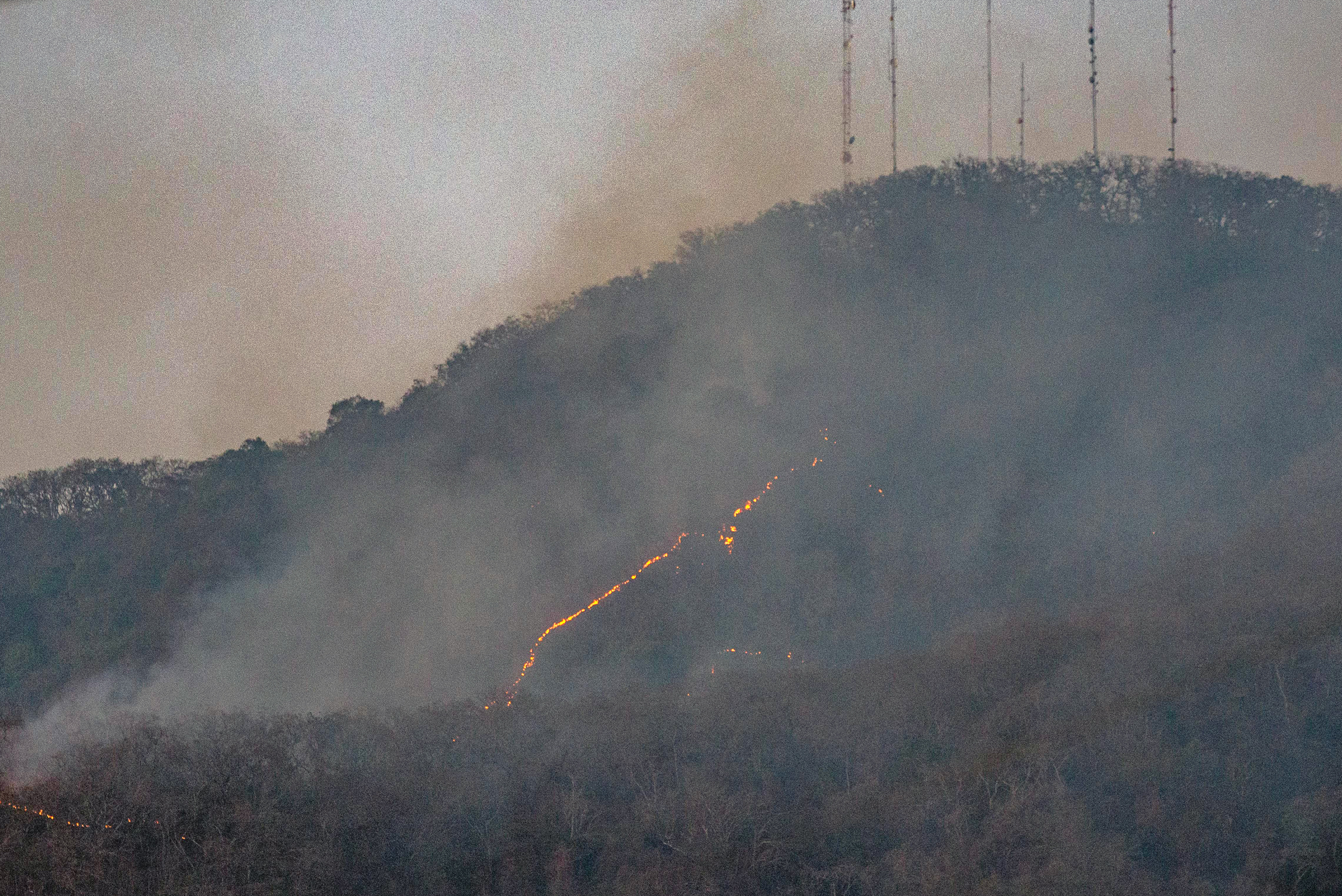México registra 120 incendios forestales activos, un incremento diario del 26 por ciento México registra 120 incendios forestales activos, un incremento diario del 26 por ciento