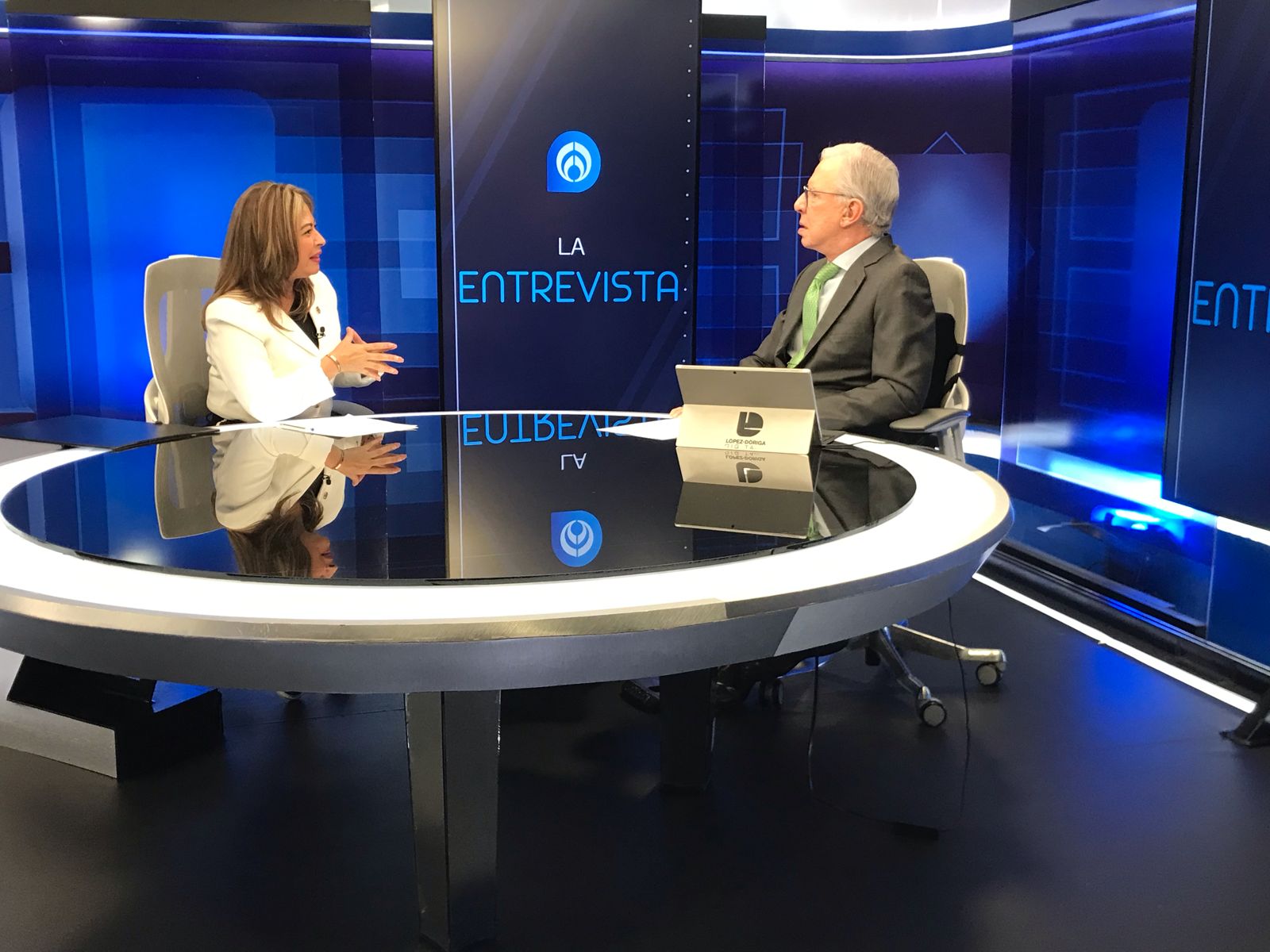 Lucy Meza denuncia presuntas complicidades de Cuauhtémoc Blanco y el crimen organizado Lucy Meza denuncia presuntas complicidades de Cuauhtémoc Blanco y el crimen organizado