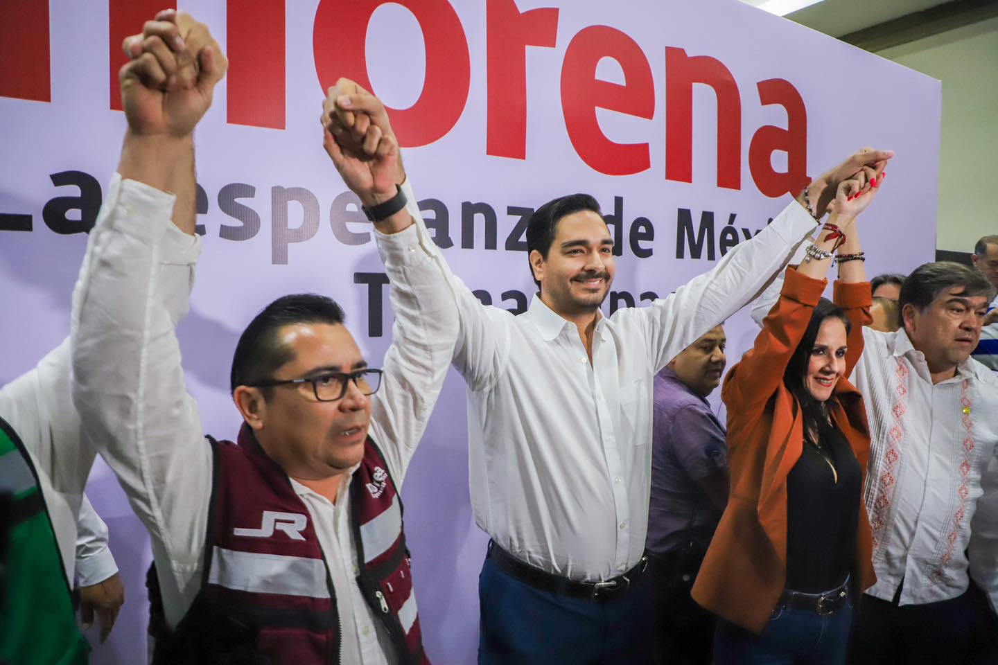 Acusan a dirigencia nacional de Morena de designar candidatos en alcaldías de Tamaulipas Acusan a dirigencia nacional de Morena de designar candidatos en alcaldías de Tamaulipas