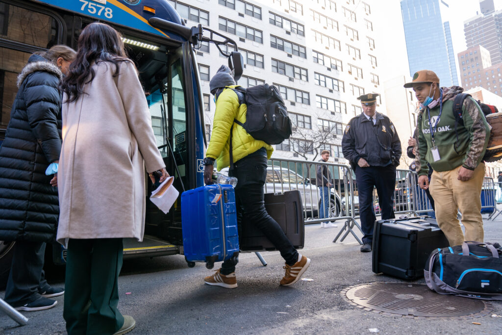 Nueva York ha recibido en dos años a 200 mil migrantes - nueva-york-1024x683