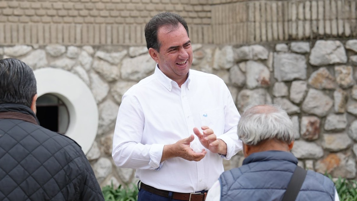 Pepe Yunes denuncia presuntos actos de corrupción por parte de Cuitláhuac García y Rocío Nahle Pepe Yunes denuncia presuntos actos de corrupción por parte de Cuitláhuac García y Rocío Nahle