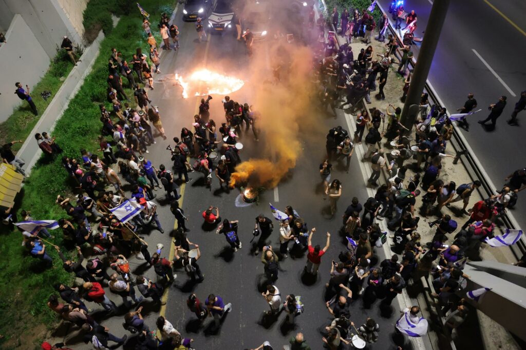 Protestan en Jerusalén contra Netanyahu y exigen elecciones - protestan-en-jerusalen-contra-netanyahu-y-exigen-elecciones-2-1024x683