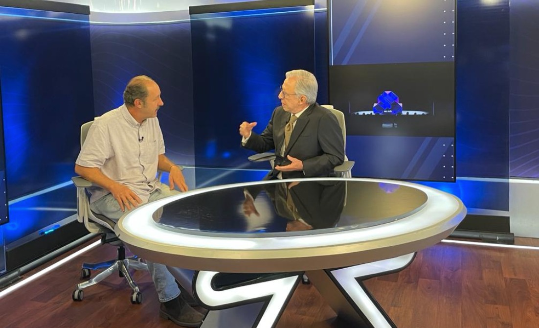 Rodrigo Murray presenta la obra de Teatro Leonardo Rodrigo Murray presenta la obra de Teatro Leonardo