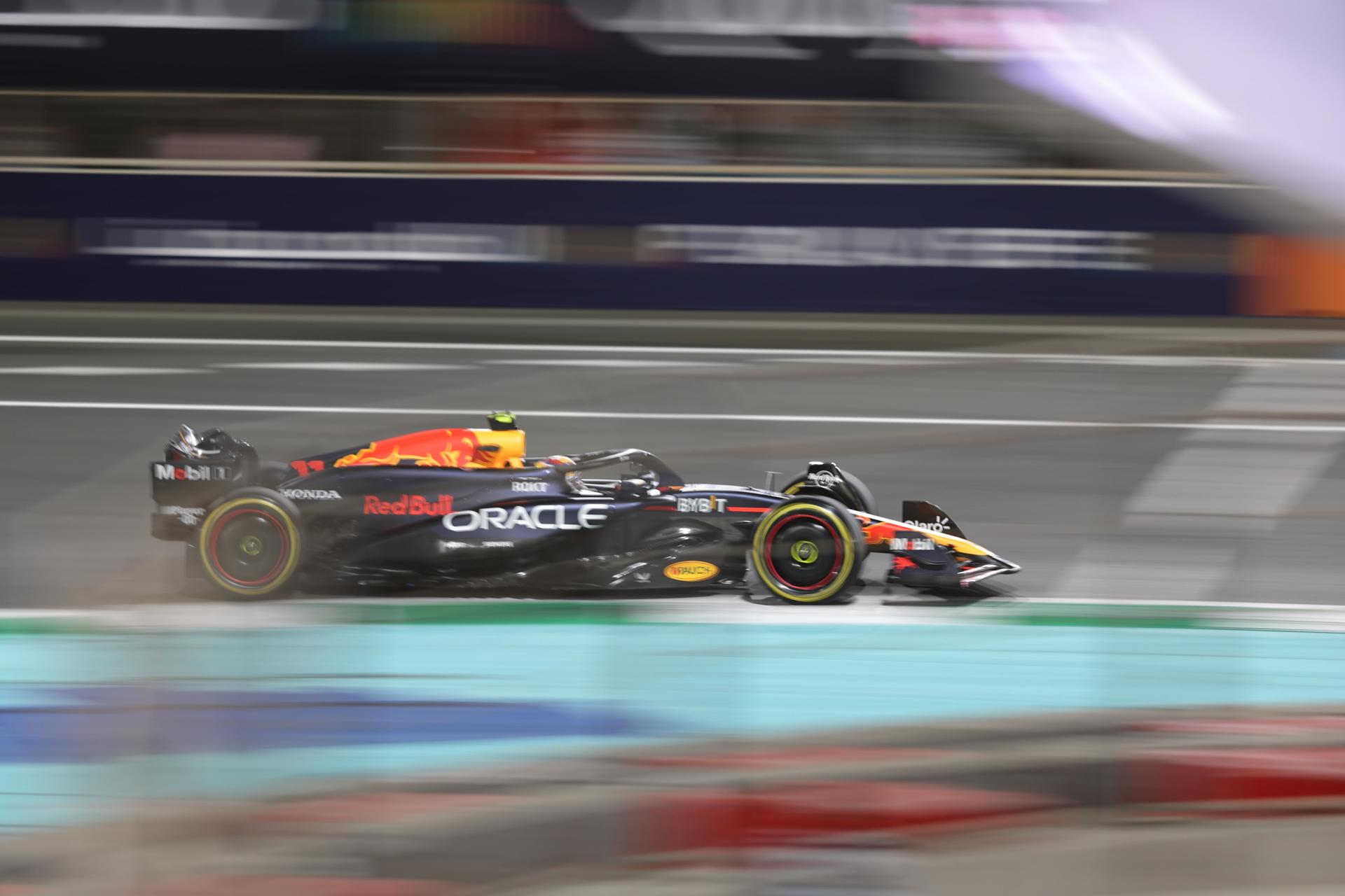 Ha sido un gran día para el equipo, nuestro momento llegará: Checo Pérez Ha sido un gran día para el equipo, nuestro momento llegará: Checo Pérez