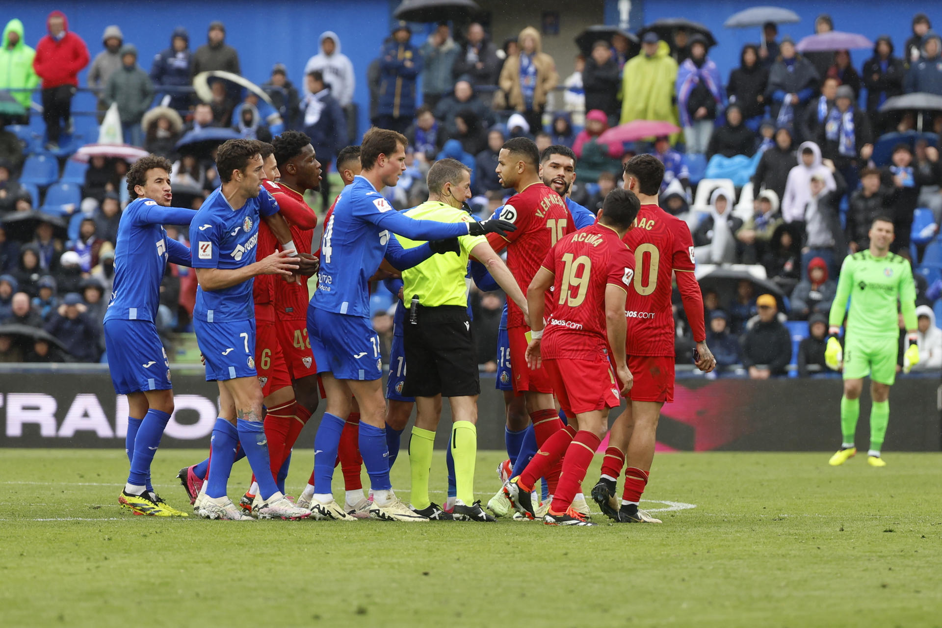 Se registran insultos racistas en el duelo Getafe vs Sevilla