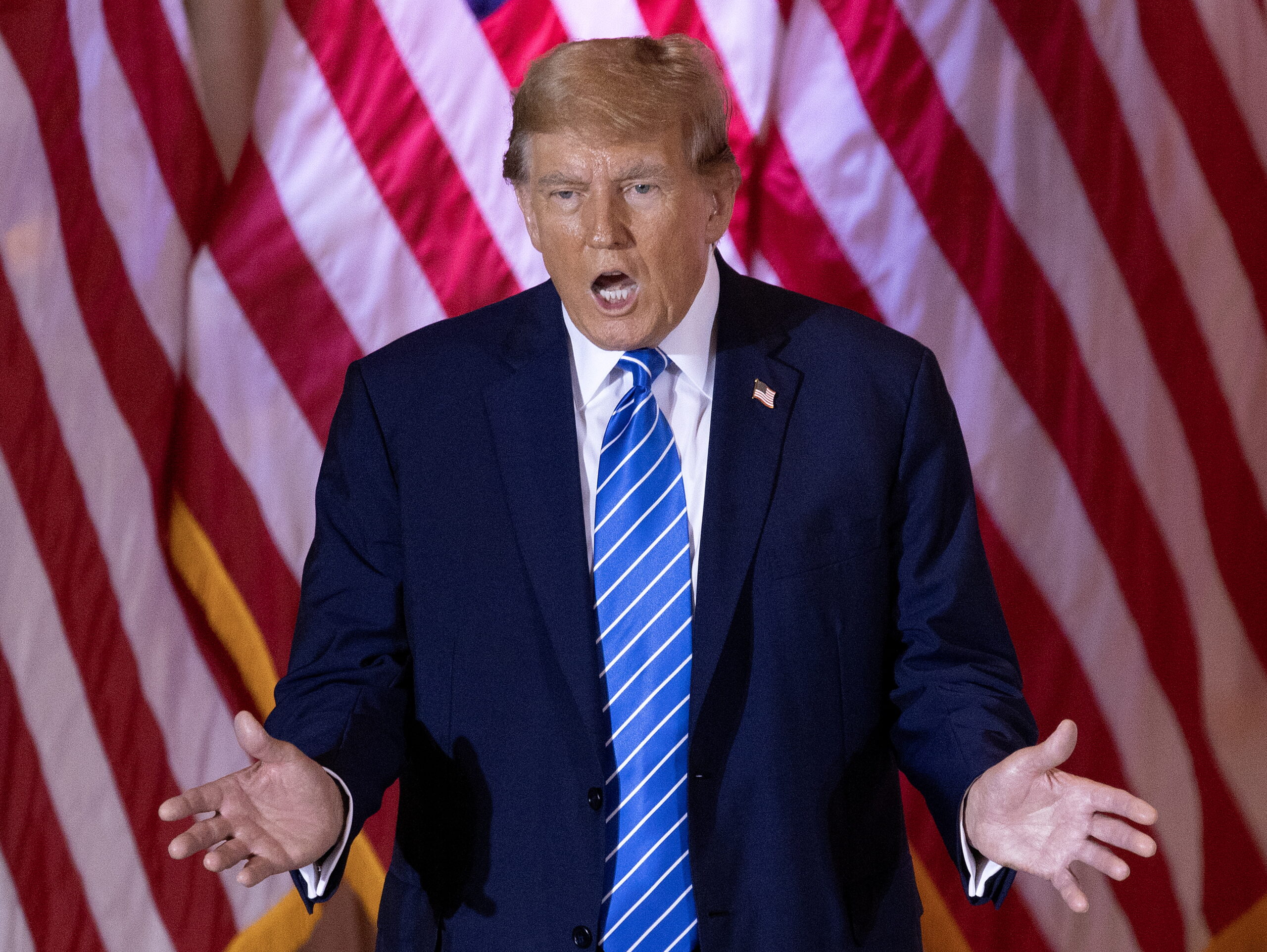 Defensa de Trump enreda casos penales para evitar juicios antes de las elecciones Defensa de Trump enreda casos penales para evitar juicios antes de las elecciones