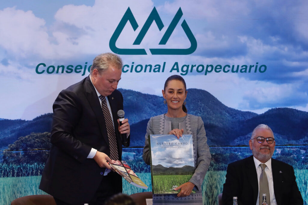 Agroindustriales piden a Sheinbaum "hacer la tarea" para impulsar el campo en México - agroindustriales-piden-a-sheinbaum-hacer-la-tarea-para-impulsar-el-campo-en-mexico-1024x683
