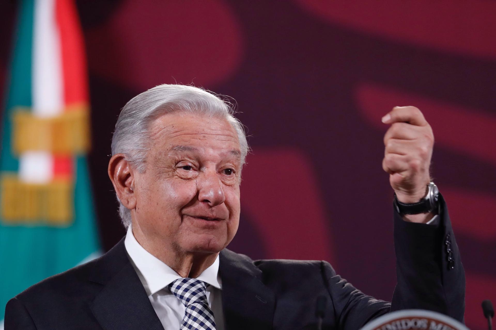 “Esto va a crecer, hay que informar a la gente”: AMLO advierte por fraudes hechos con inteligencia artificial