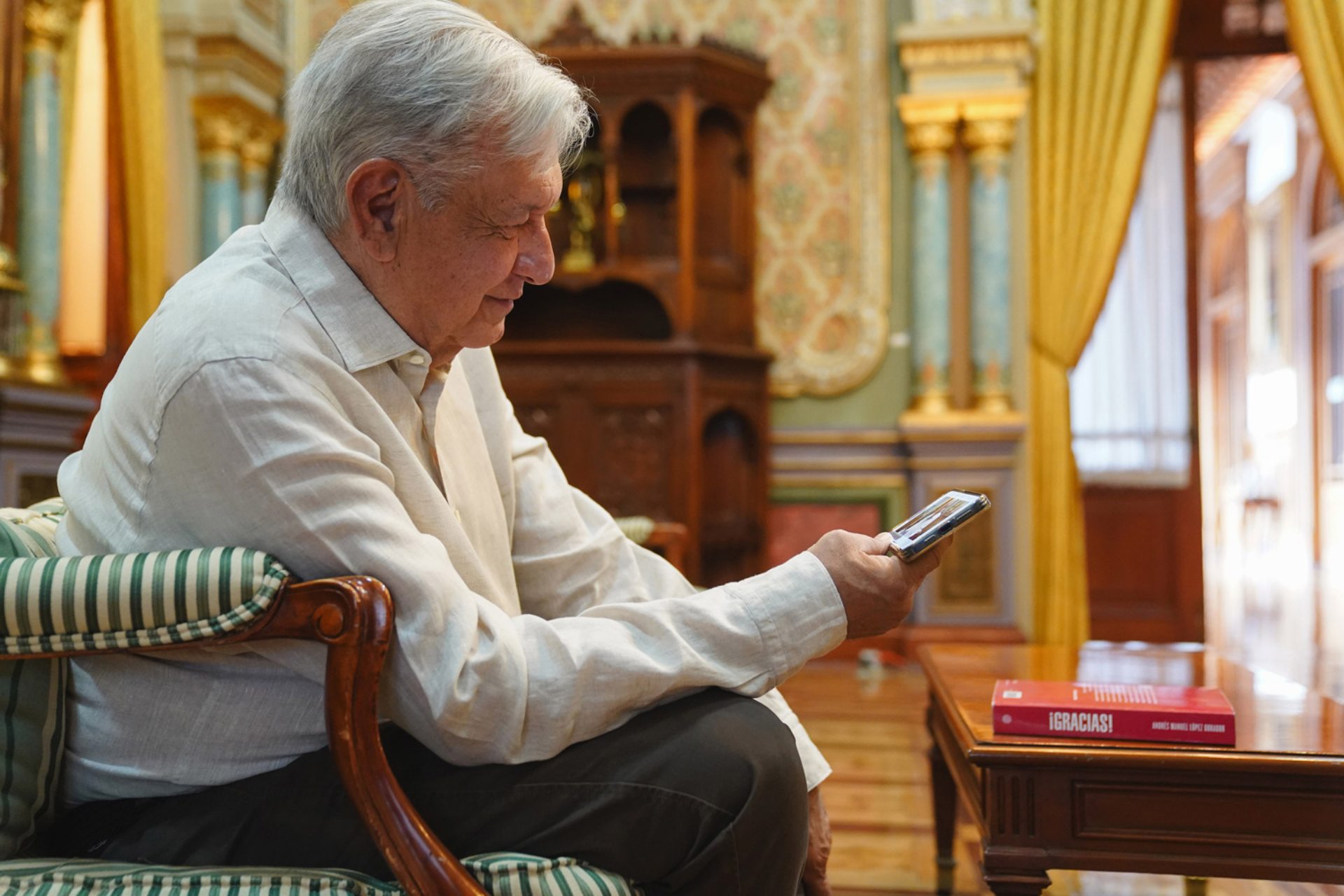 “Triunfó la libertad, perdió la censura”: AMLO celebra decisión del TEPJF sobre desechar queja sobre su libro