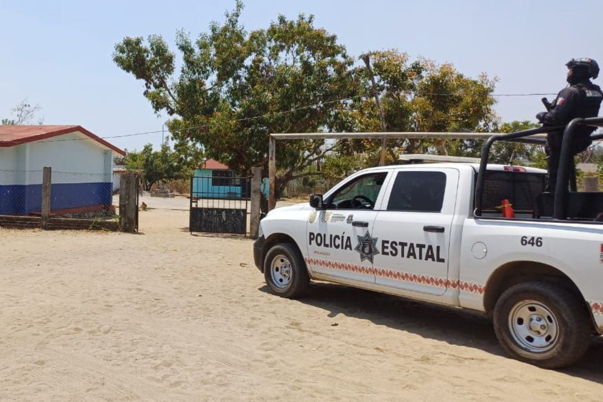 SNTE exige a las autoridades de Guerrero mayor seguridad tras asalto a escuelas en Coyuca de Benítez