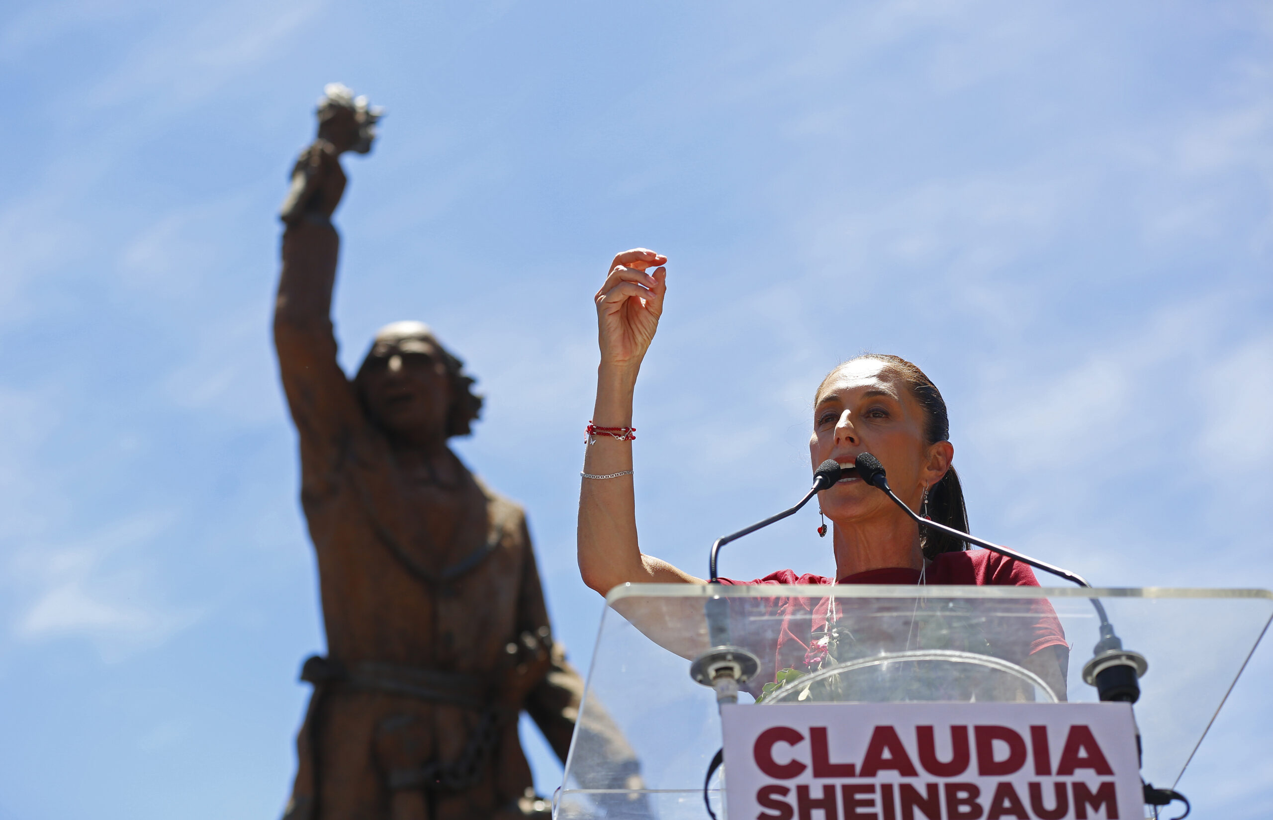 Sheinbaum promete continuidad a la reforma constitucional para elevar el salario en México