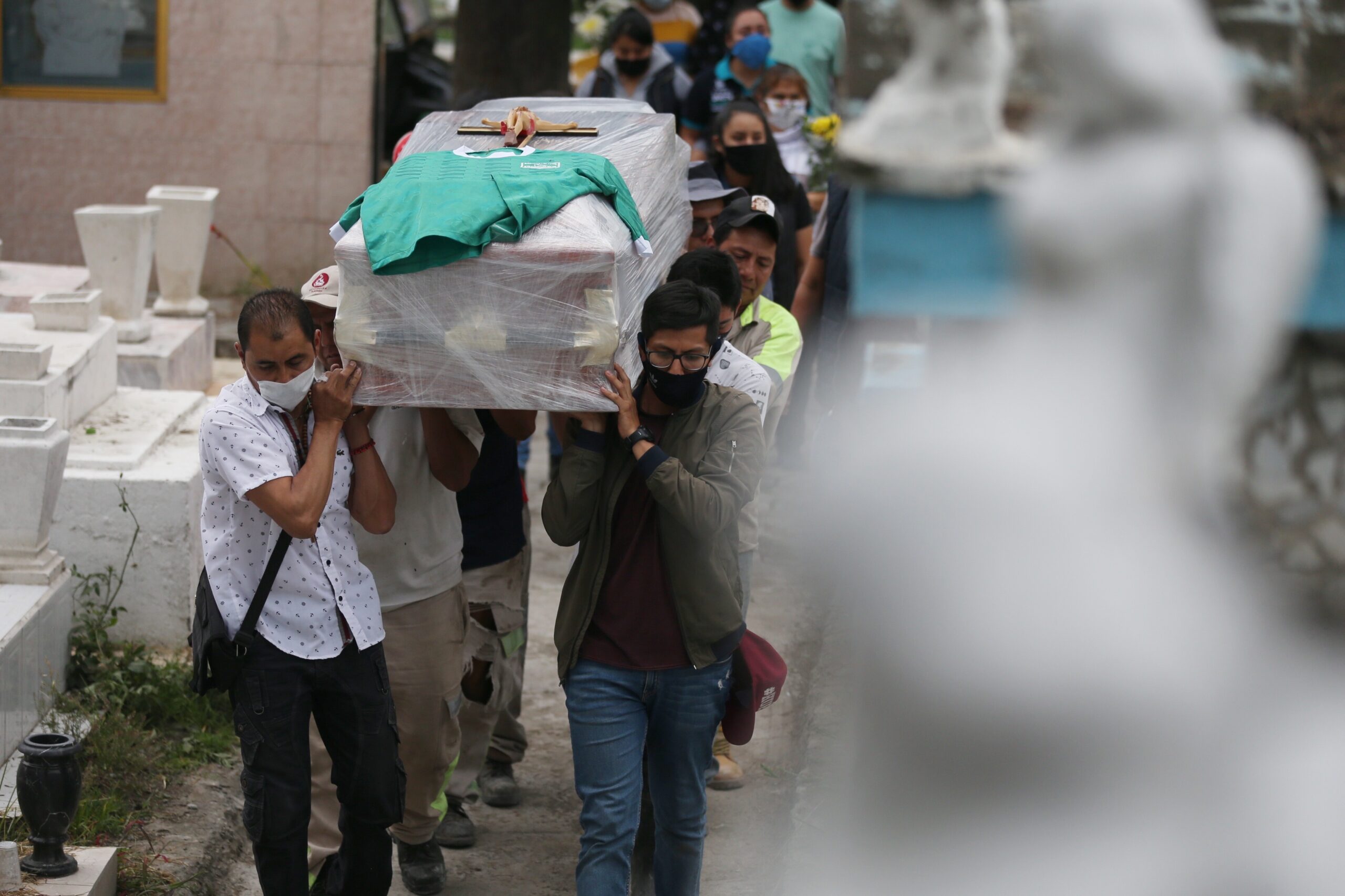 Expertos afirman que México pudo salvar 224 mil vidas si hubiese gestionado mejor la pandemia Expertos afirman que México pudo salvar 224 mil vidas si hubiese gestionado mejor la pandemia