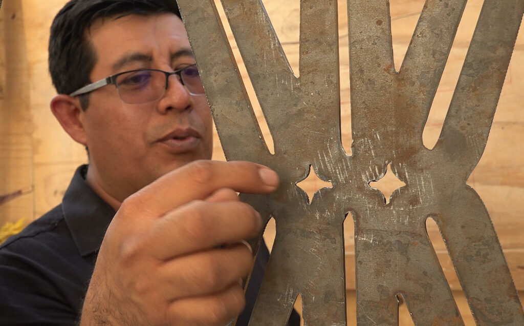 Una obra póstuma del artista Francisco Toledo se erige en templo de Oaxaca - francisco-toledo-obra-templo-oaxaca-3-1024x636