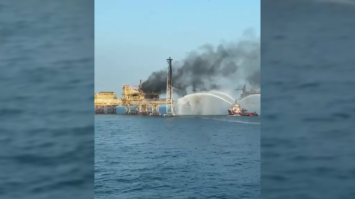 Murió un trabajador por incendio en plataforma de Pemex en Campeche Murió un trabajador por incendio en plataforma de Pemex en Campeche