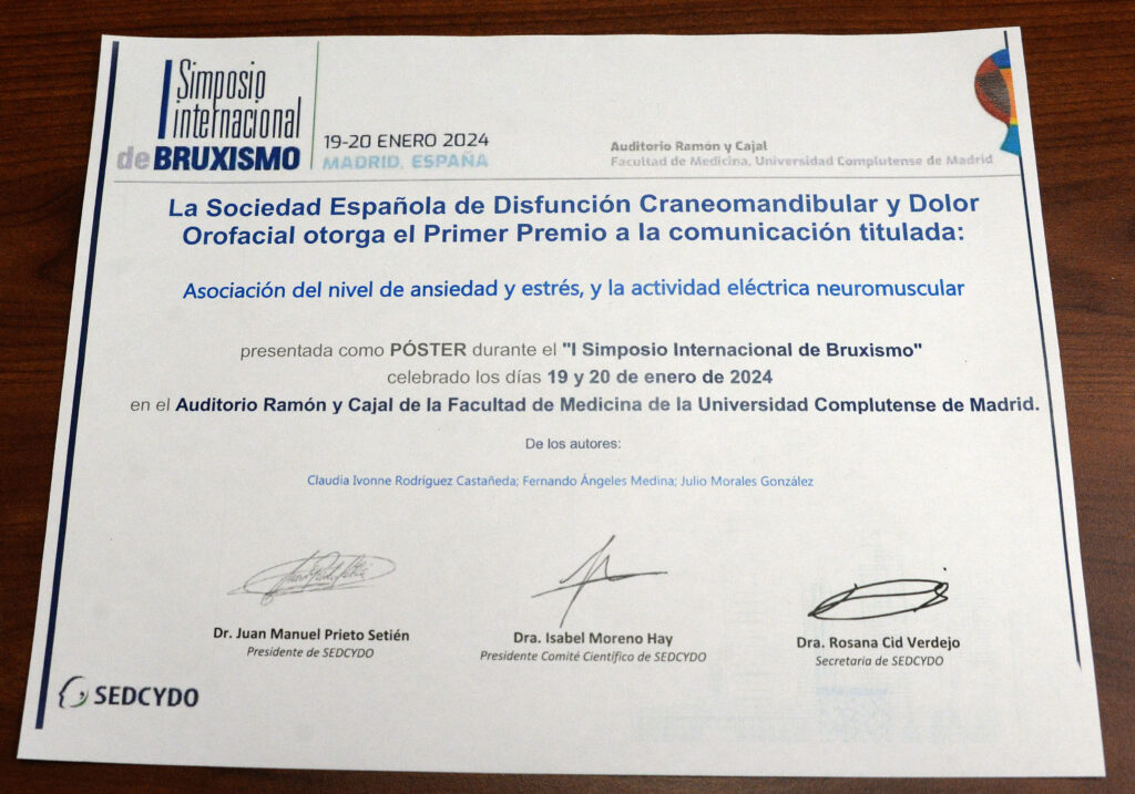 Premian en España innovación de la UNAM sobre bruxismo - reconocimiento-a-innovacion-sobre-el-bruxismo-1024x717