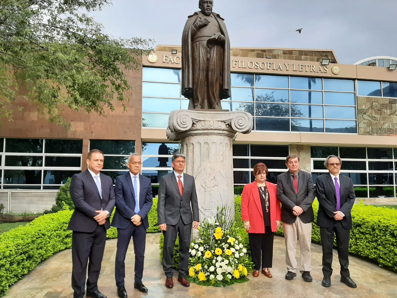 La Caja de las Letras del Instituto Cervantes recibe manuscrito de Alfonso Reyes La Caja de las Letras del Instituto Cervantes recibe manuscrito de Alfonso Reyes
