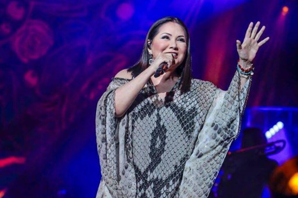 “México tiene que despertar”: Ana Gabriel lamenta asesinato de Carlos Manzo
