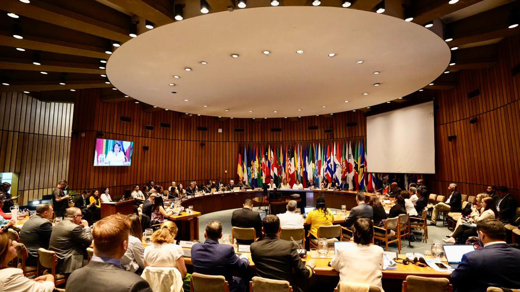 Cepal eleva a 2.1 % su estimación de crecimiento del PIB en Latinoamérica para 2024