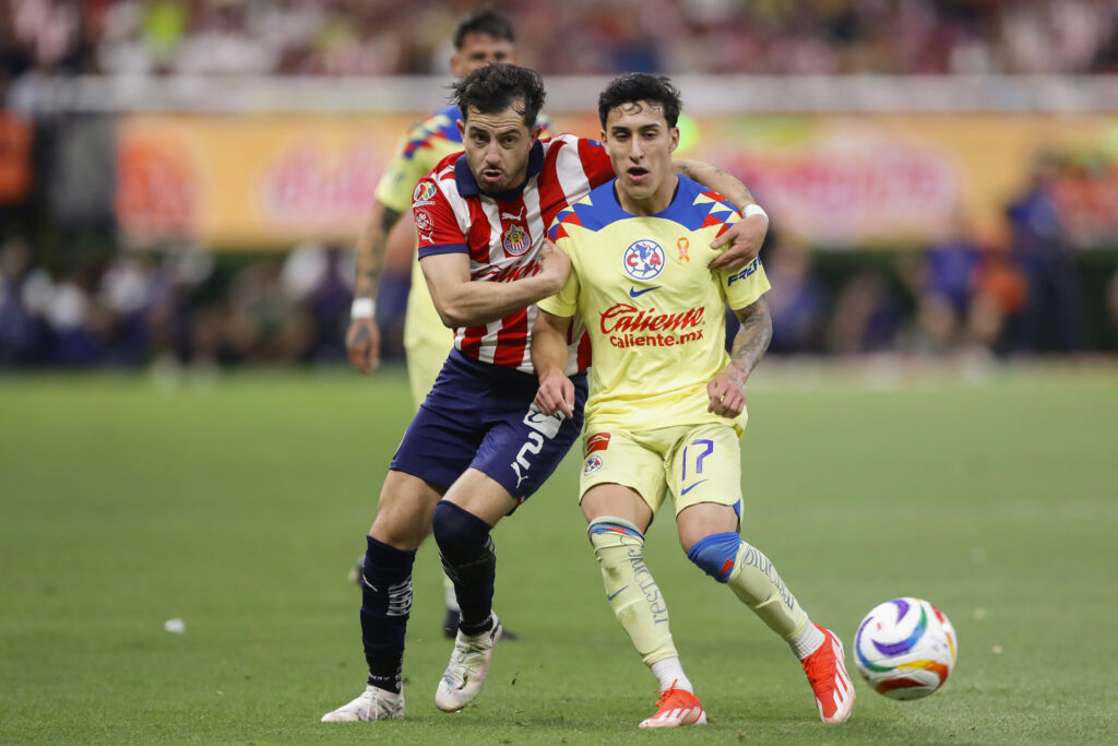 Chivas y América no se hacen daño en la ida; semifinal se definirá en el Azteca - chivas-y-america-no-se-hacen-dano-en-la-ida-semifinal-se-definira-en-el-azteca-2-1024x683