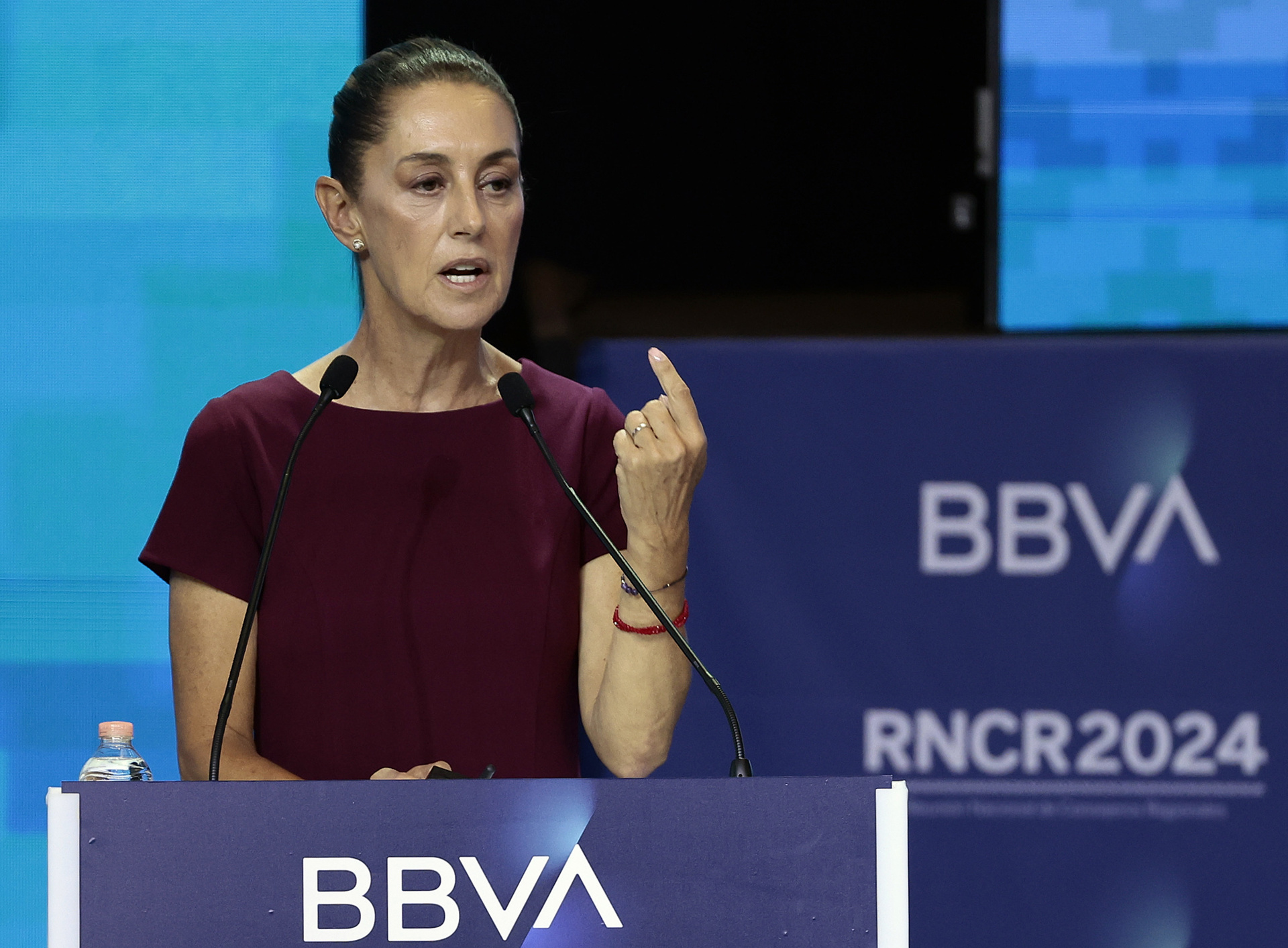 Claudia Sheinbaum le pedirá a Ramírez de la O que se quede en Hacienda si gana las elecciones