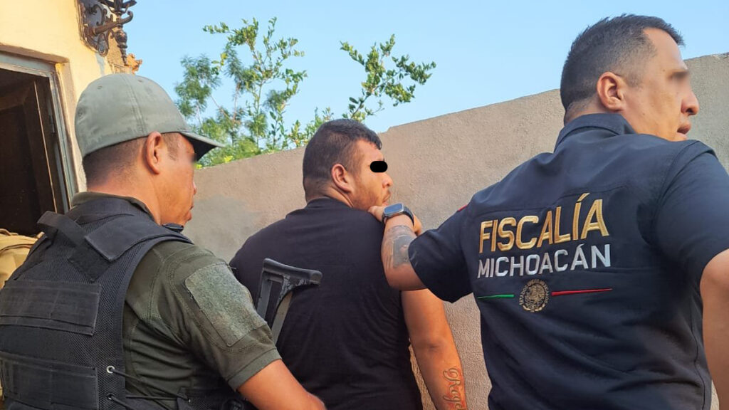 Detienen a 'el Rojo', presunto implicado en asesinato de Hipólito Mora - detencion-de-el-rojo-1024x576