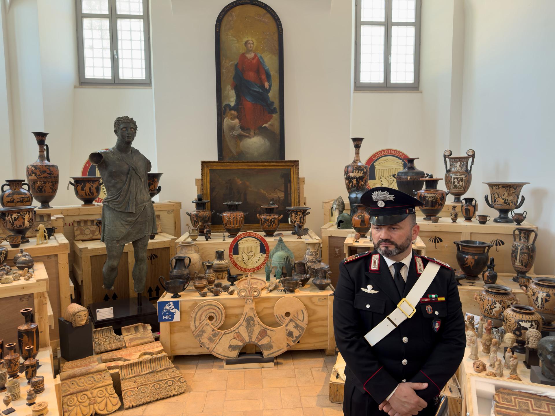 Italia recupera 600 obras de su patrimonio artístico robadas y llevadas a EE.UU. Italia recupera 600 obras de su patrimonio artístico robadas y llevadas a EE.UU.