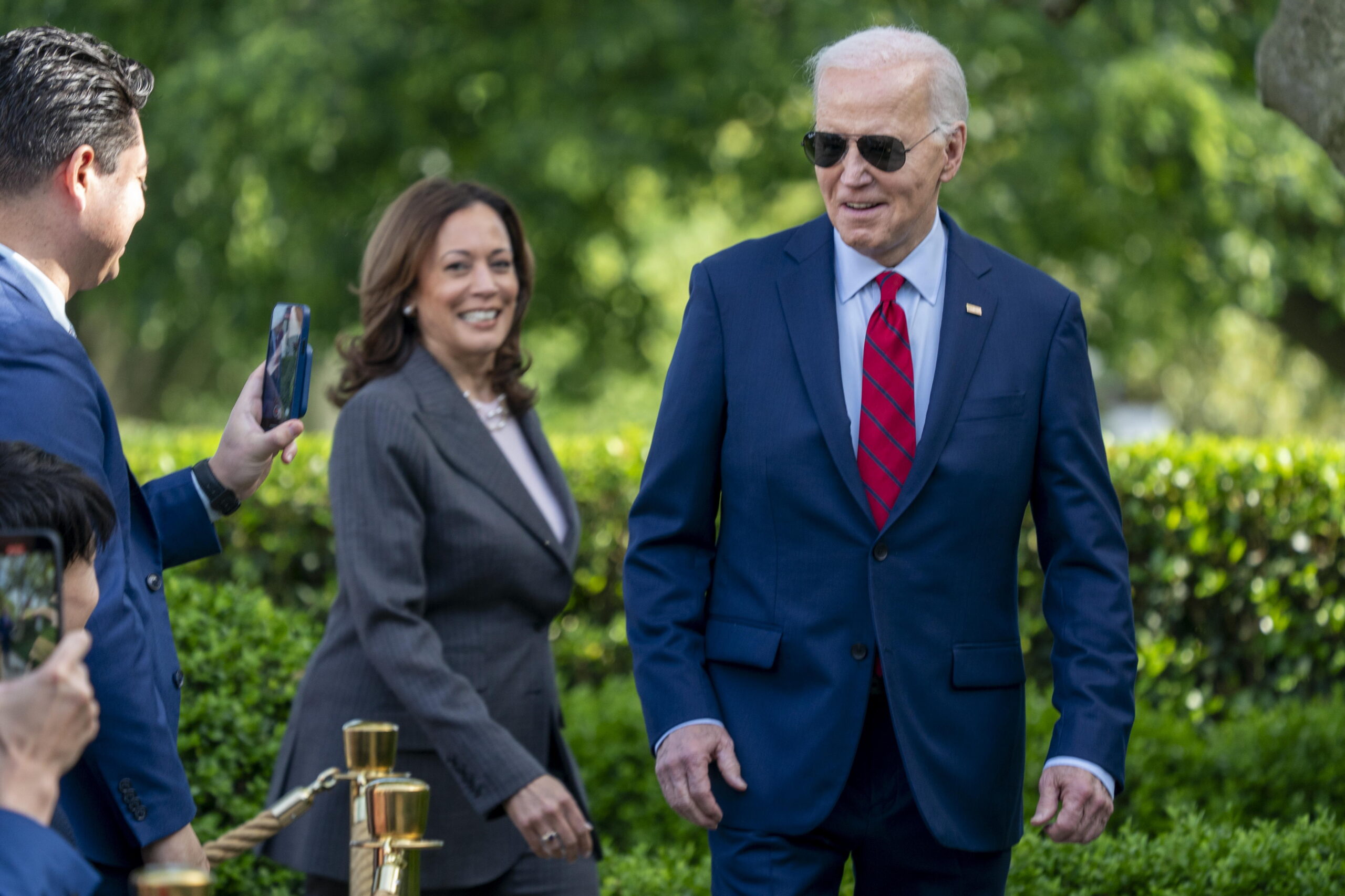 Joe Biden y Kamala Harris divulgan sus estados financieros de 2023 Joe Biden y Kamala Harris divulgan sus estados financieros de 2023