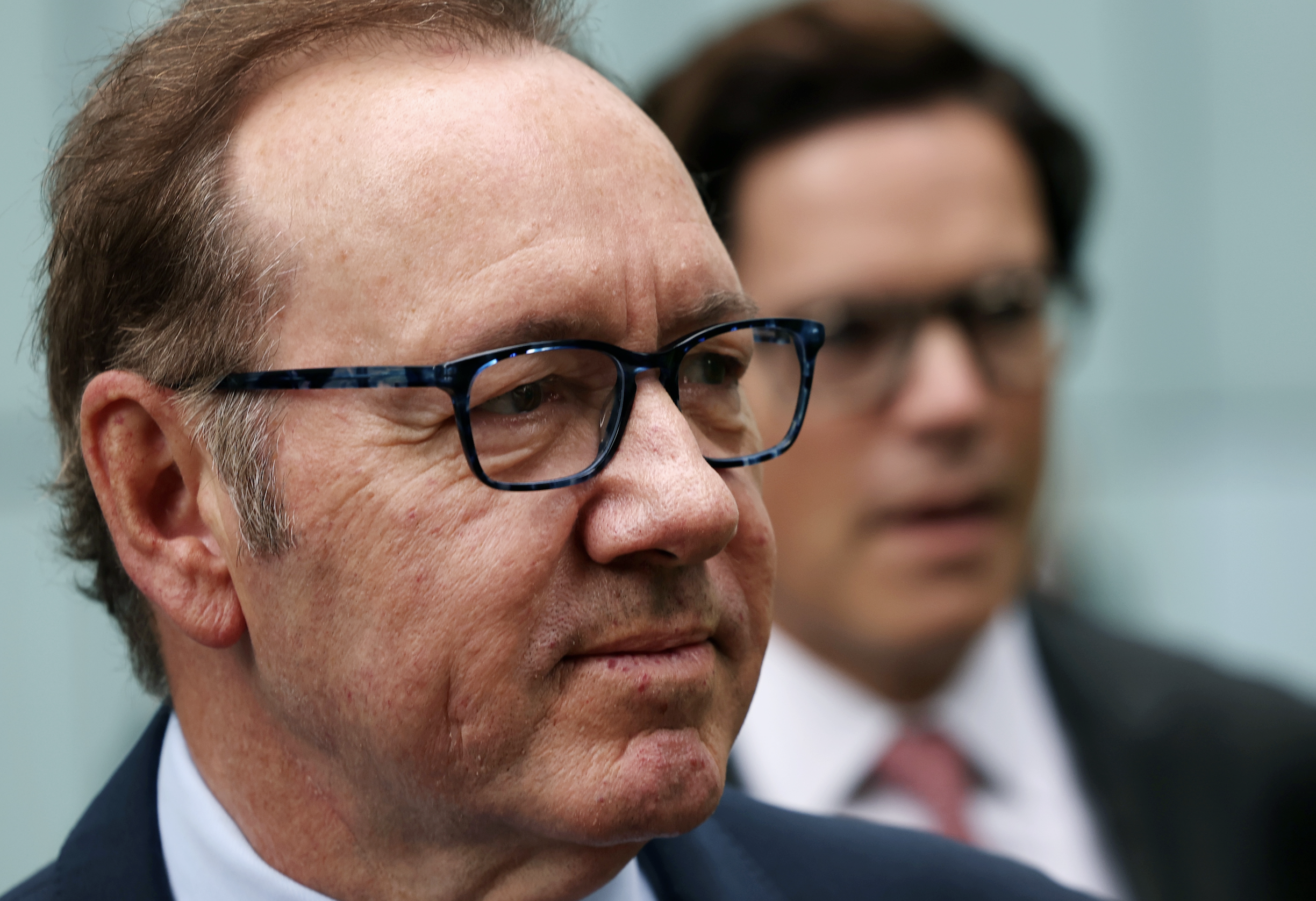 Kevin Spacey niega acusaciones de comportamiento inapropiado