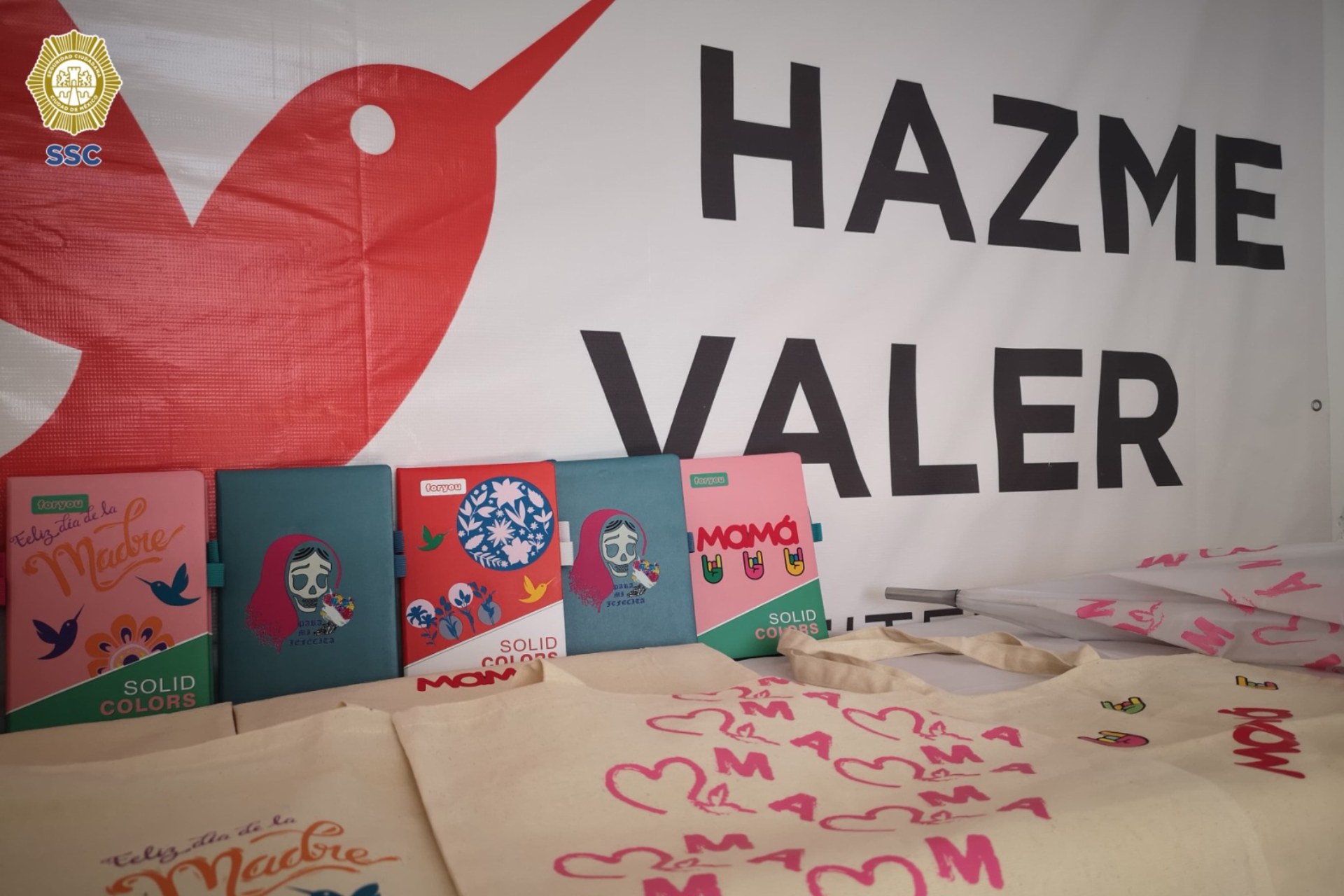 Personas privadas de la libertad en los reclusorios de la CDMX elaboran kits para festejar a las mamás