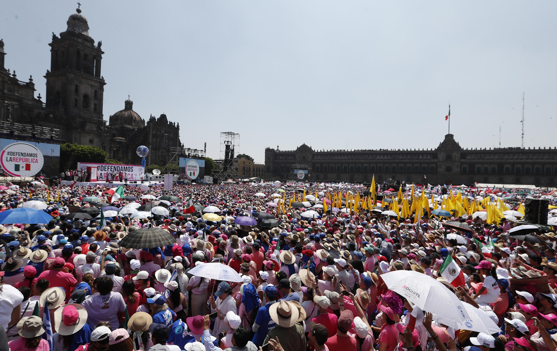 Manifestación de Marea Rosa, una caricatura comparada con marcha contra inseguridad del 2004: AMLO