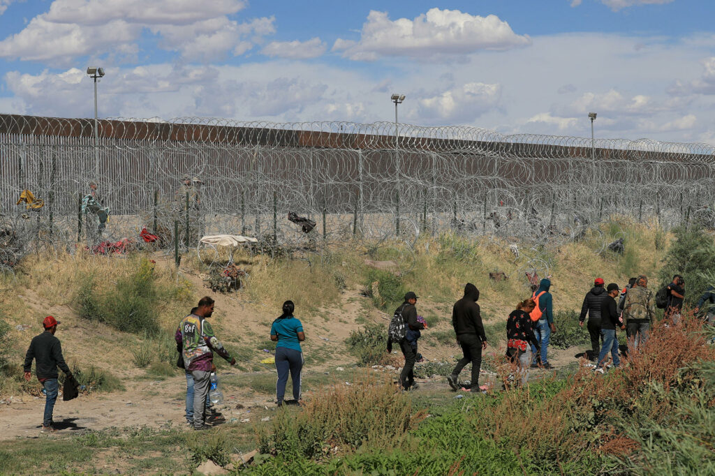 Demandan en corte la orden de Biden que restringe el asilo en la frontera EE.UU.-México