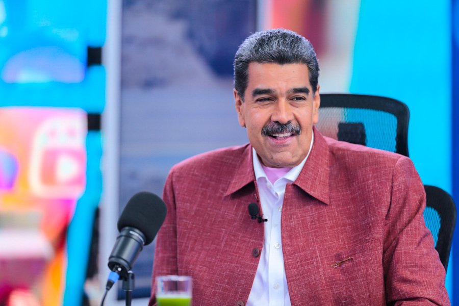 Maduro invita a celebrar en las calles y en el palacio presidencial su “triunfo” electoral