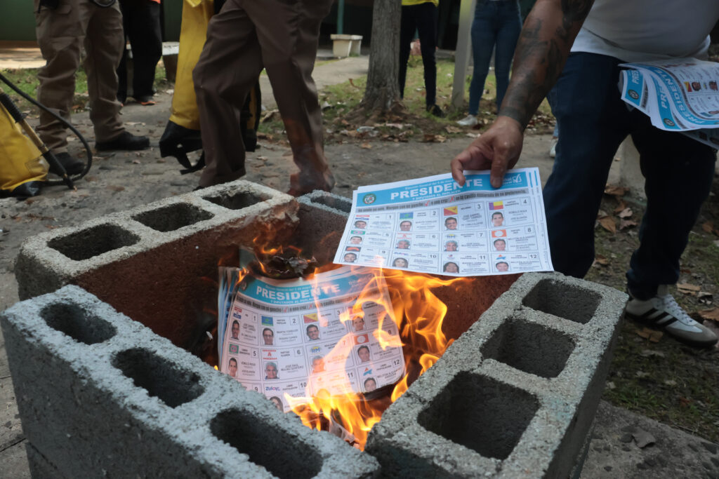 Panamá espera los resultados de su jornada electoral - panama-espera-los-resultados-de-su-jornada-electoral-2-1024x683
