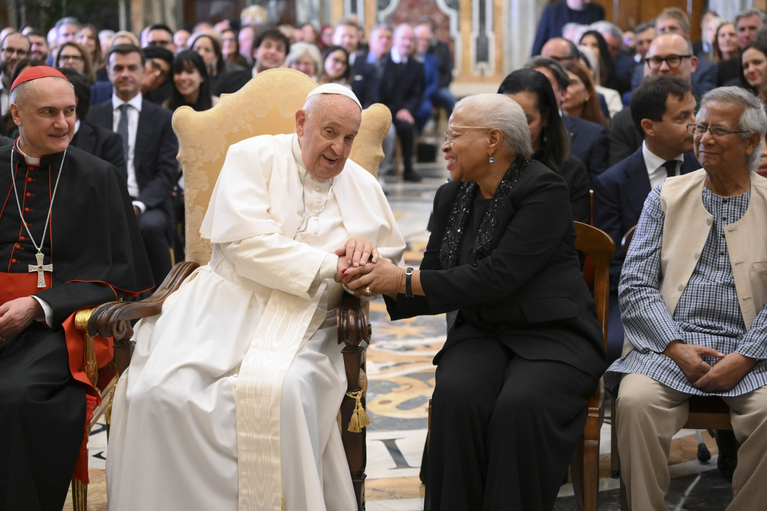 La guerra y la seguridad basada en el miedo son “un engaño”: papa Francisco La guerra y la seguridad basada en el miedo son “un engaño”: papa Francisco