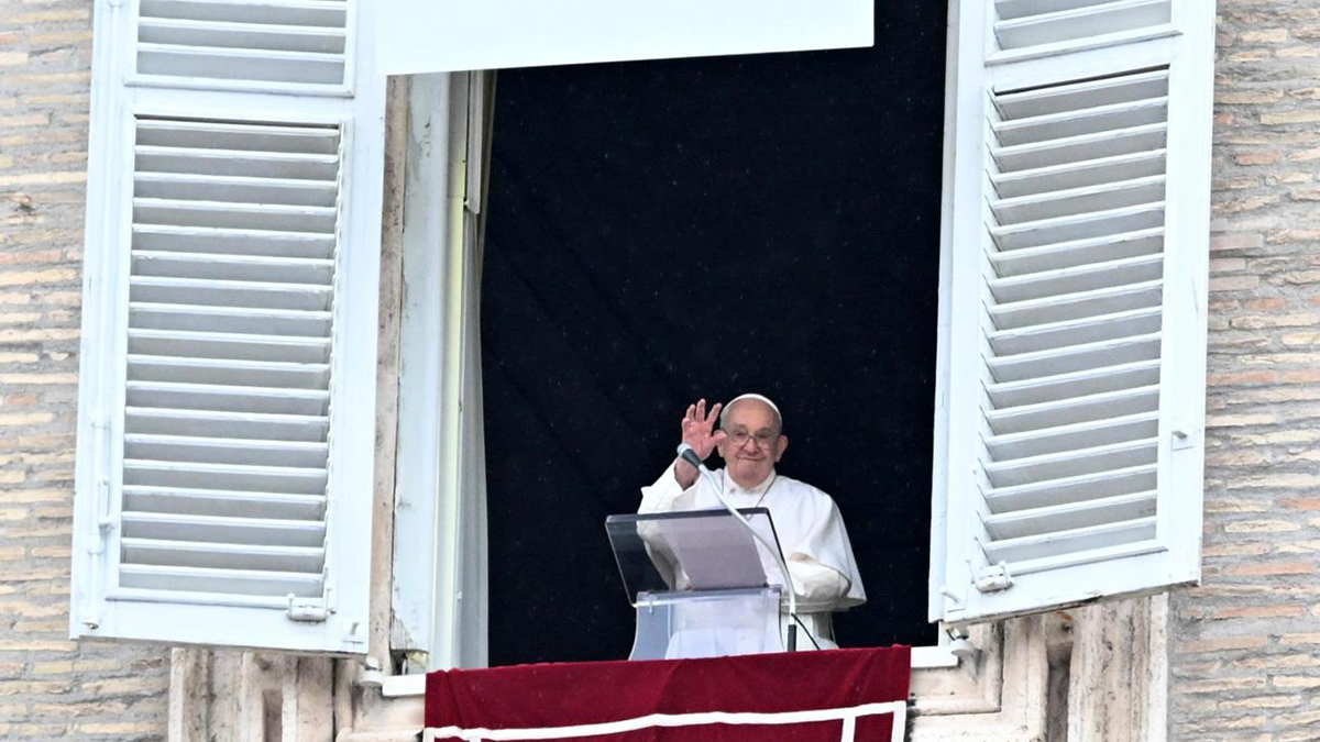 Papa Francisco anima a los gobernantes a “abrir puertas de paz” con el diálogo