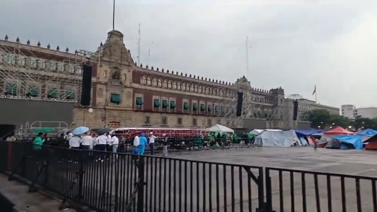 #Video CNTE se reubica en el Zócalo previo a cierre de campaña de Sheinbaum