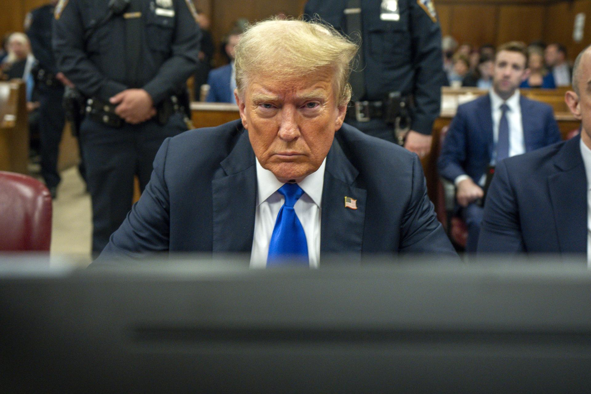 Empresa de Trump cae 10 % en bolsa tras veredicto de culpabilidad en juicio penal