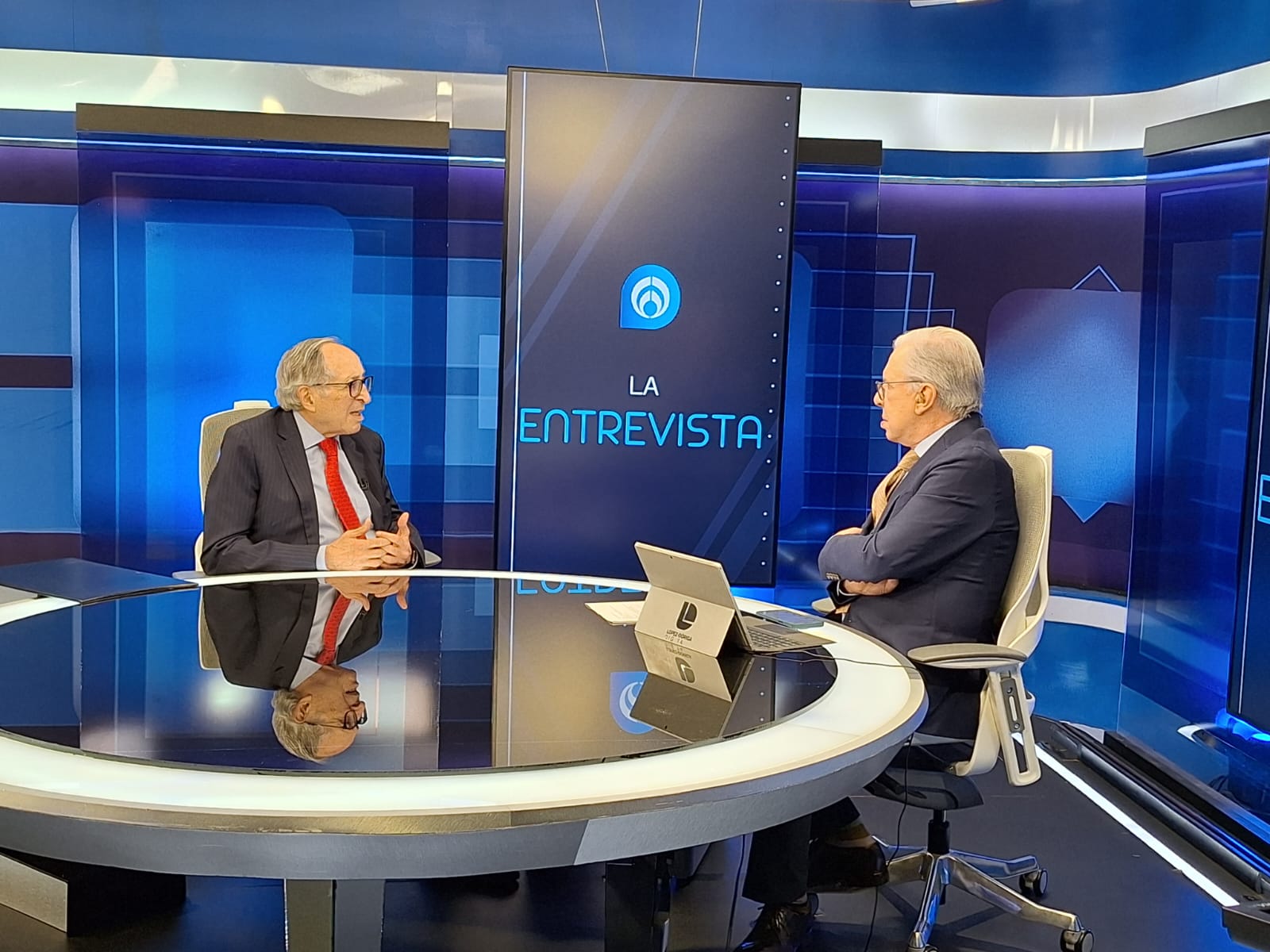 Apuesta el Dr. Kershenobich por la creación de un sistema sólido e infraestructura de salud Apuesta el Dr. Kershenobich por la creación de un sistema sólido e infraestructura de salud