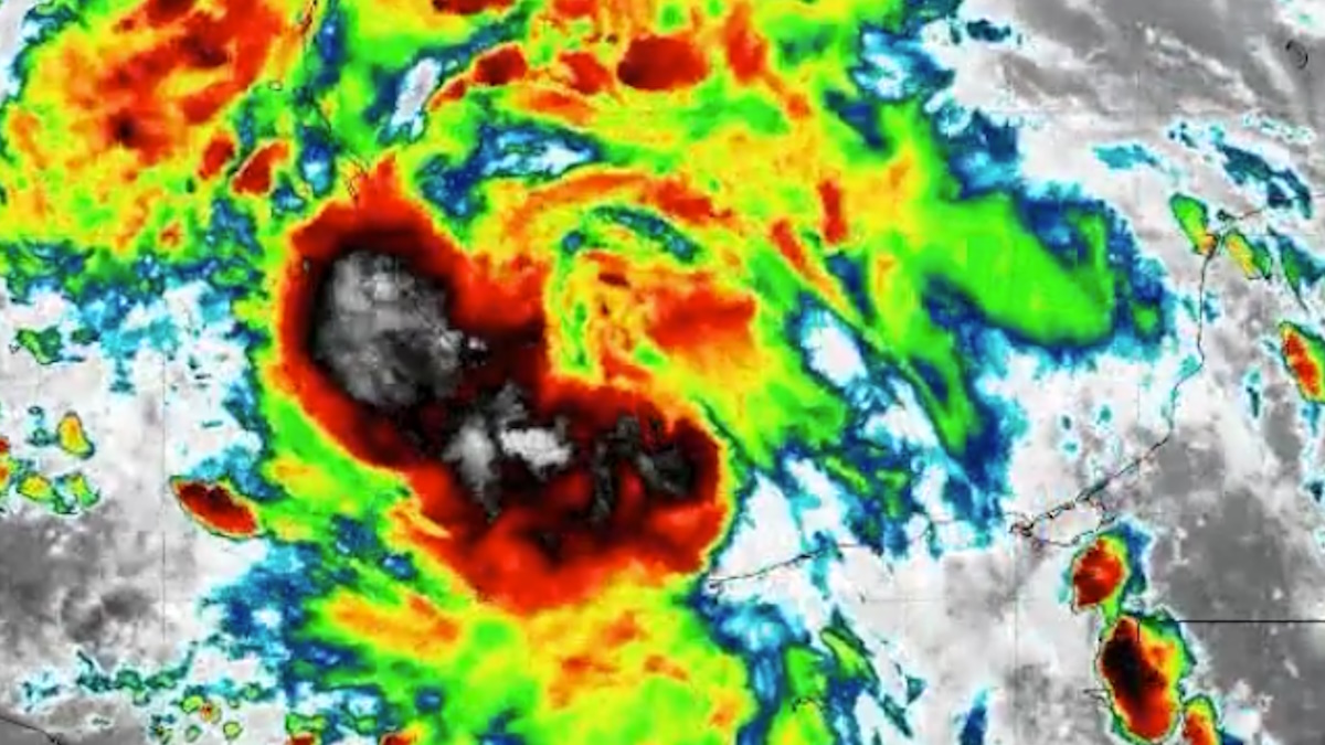 Alertan por la formación de la depresión tropical ‘Tres’ frente a Veracruz Alertan por la formación de la depresión tropical ‘Tres’ frente a Veracruz