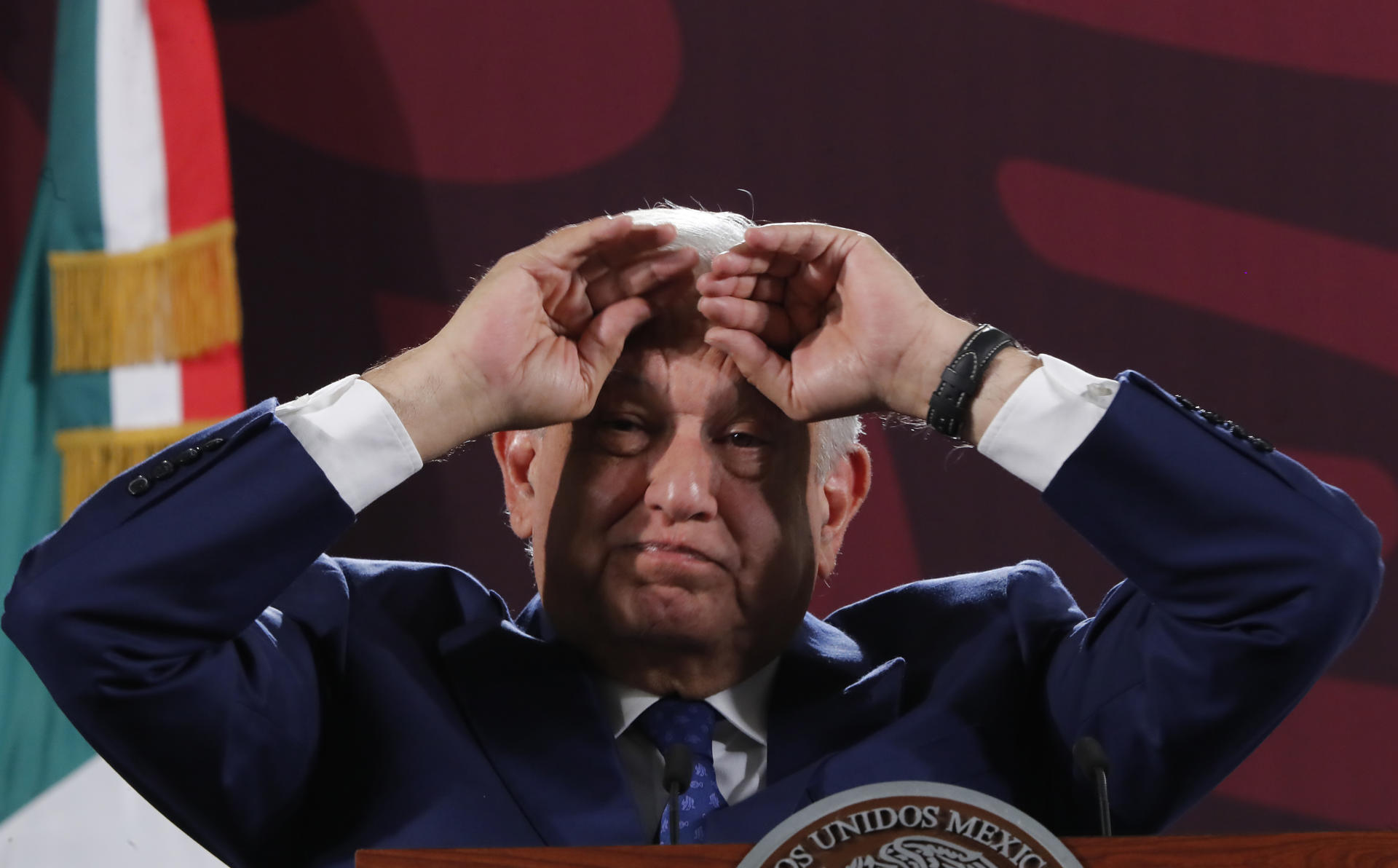 López Obrador promete que no seguirá influyendo en la política a través de sus hijos