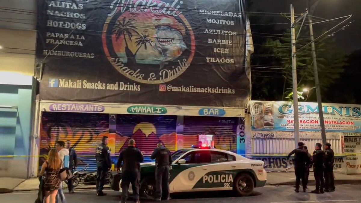 Ataque afuera de bar en Coyoacán deja dos jóvenes muertos Ataque afuera de bar en Coyoacán deja dos jóvenes muertos