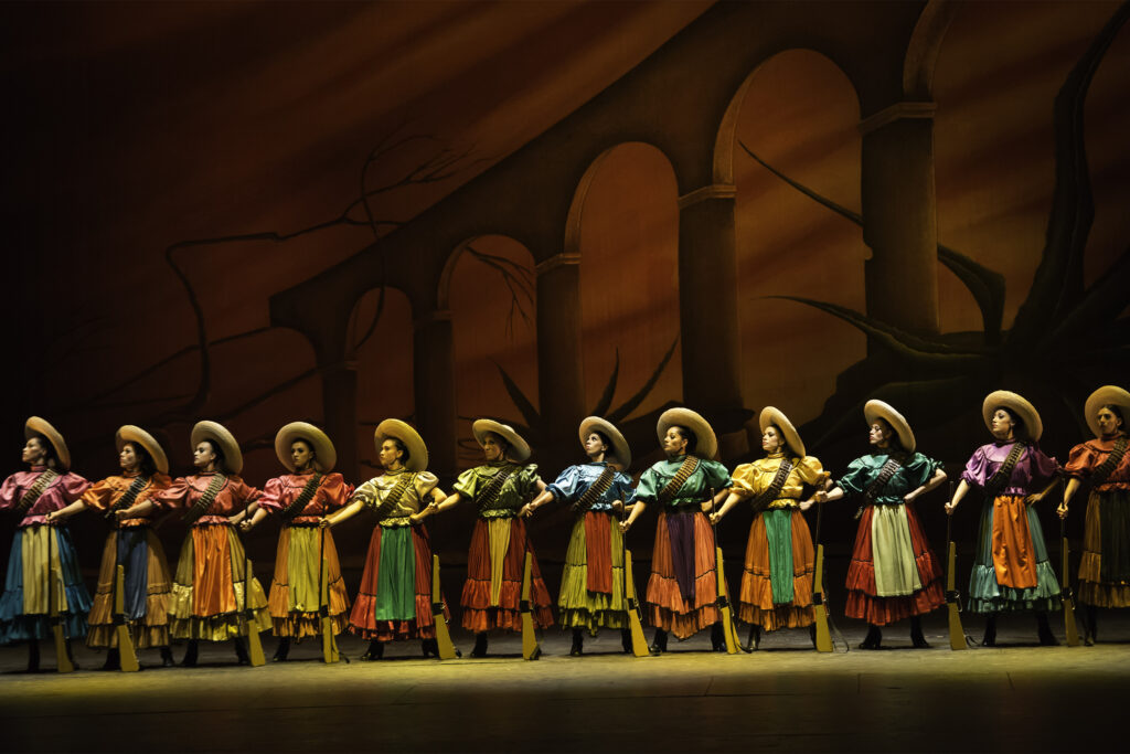 Ballet Folklórico de Amalia Hernández llega al Hollywood Bowl de Los Ángeles - ballet-folklorico-de-mexico-1024x683