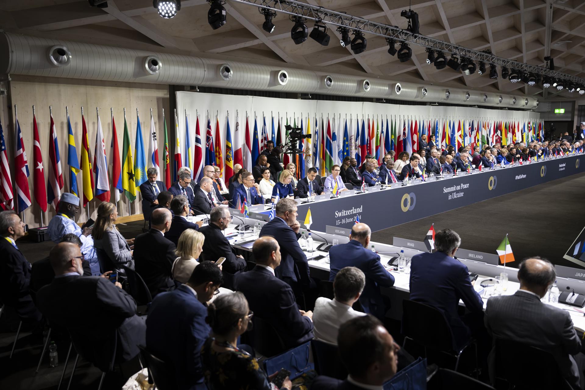 México invita a seguir buscando una solución pacífica en la guerra entre Rusia y Ucrania México invita a seguir buscando una solución pacífica en la guerra entre Rusia y Ucrania