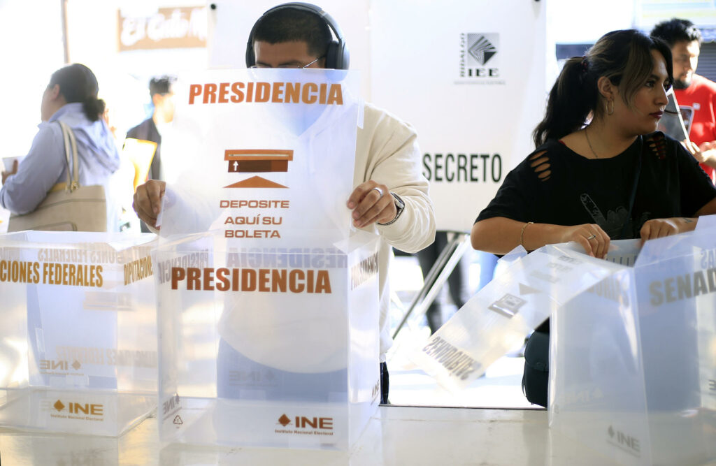 INE rechaza solicitud del PRD de voto por voto