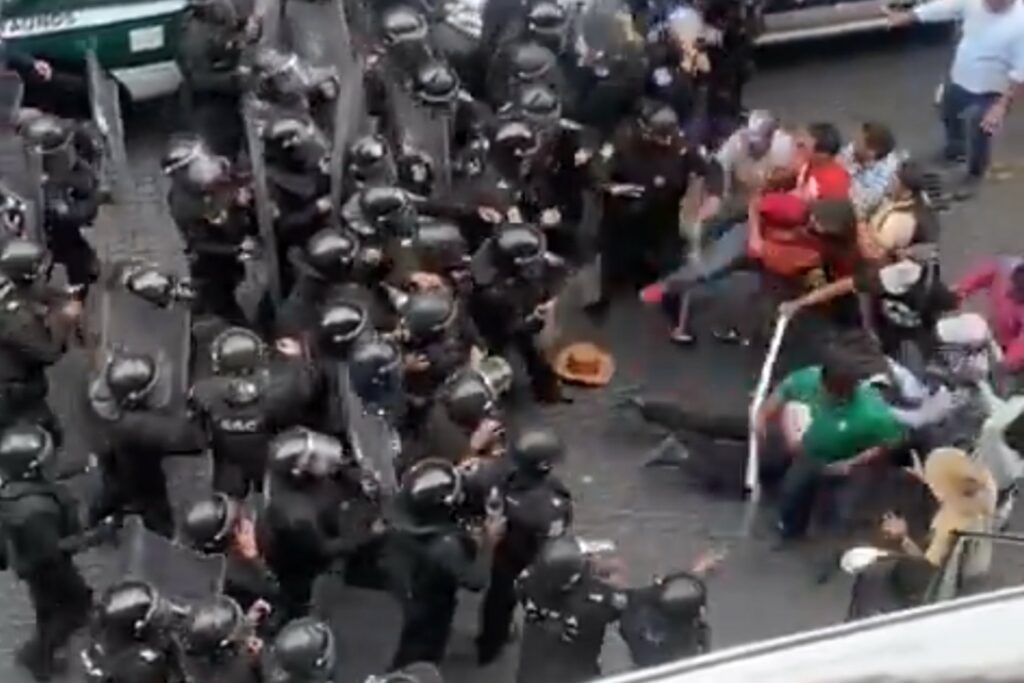 enfrentamiento Palacio Nacional maestros CNTE SSC CDMX
