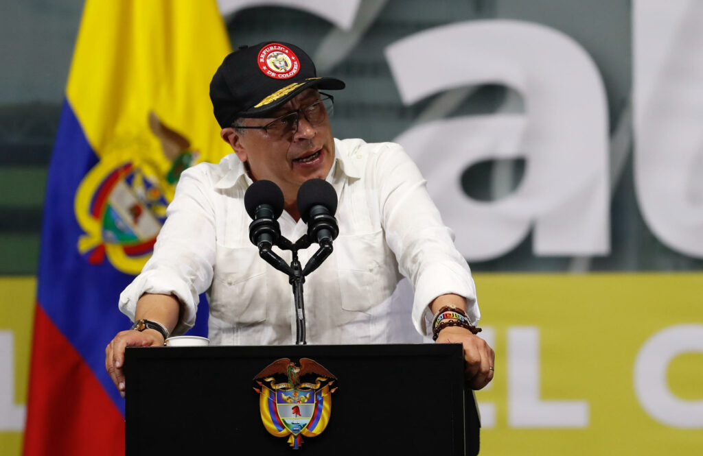 Colombia prohibirá las exportaciones de carbón a Israel hasta que “detenga el genocidio”