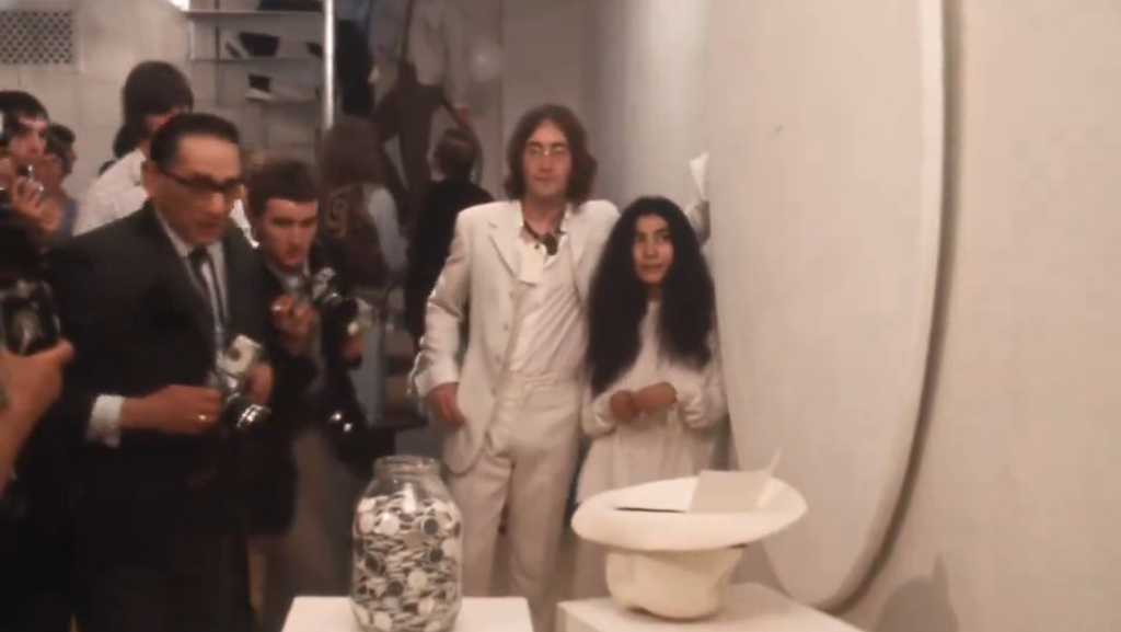 Recuperan metraje inédito de John Lennon para el nuevo videoclip de ‘You Are Here’