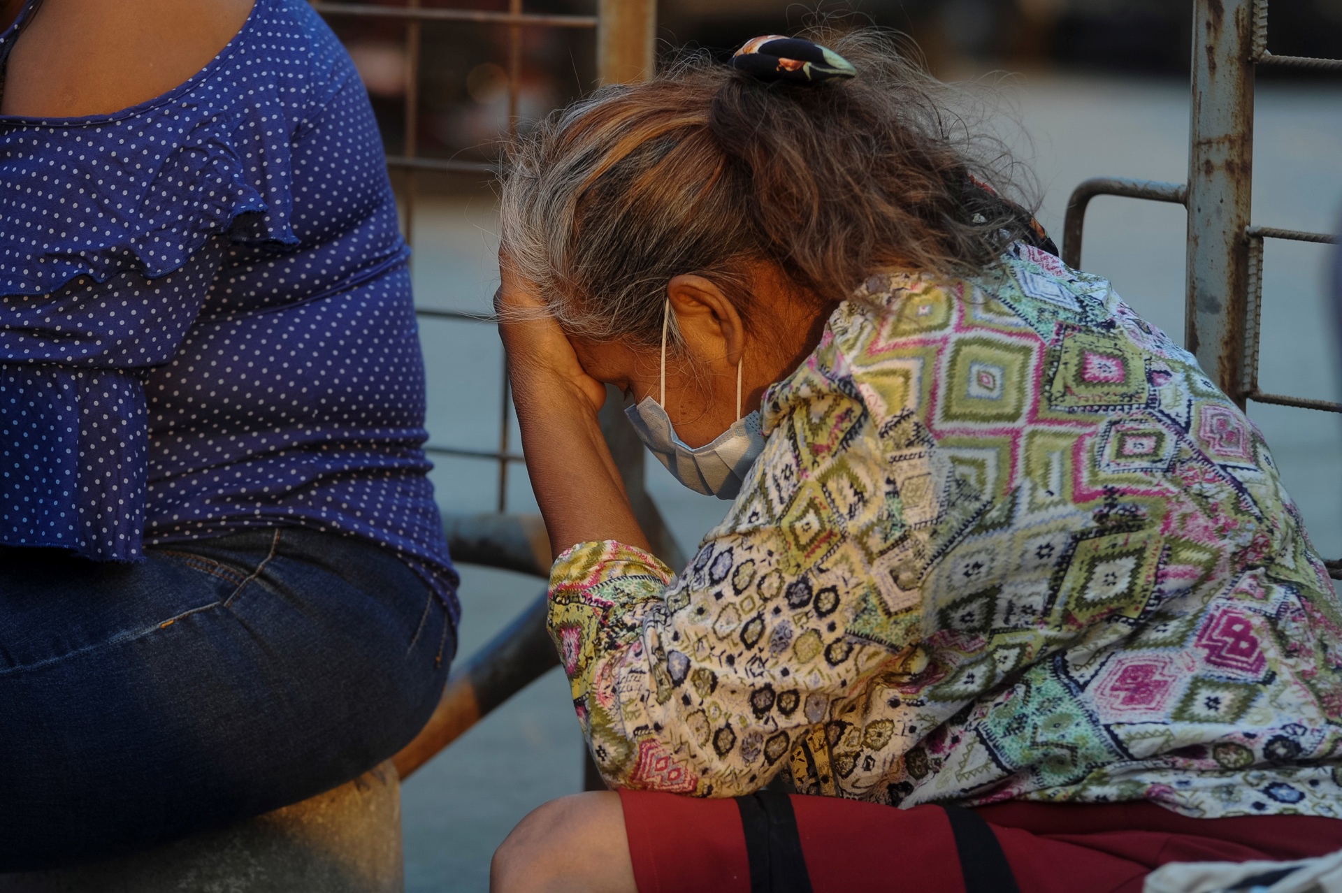 Numerosos cadáveres se pudren en la morgue de Guayaquil por avería en un contenedor frigorífico